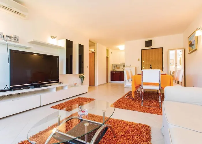 1 Bedroom In * Nijvice
